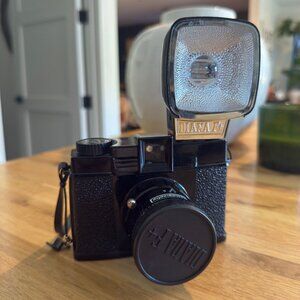 Diana F+ Camera & Flash